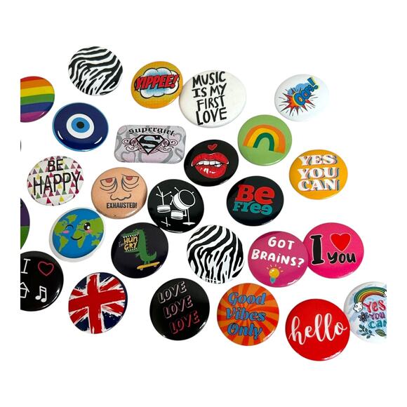 Fun Novelty Pinback Buttons Lot 30+ Various Sizes and Ages - Picture 3 of 3